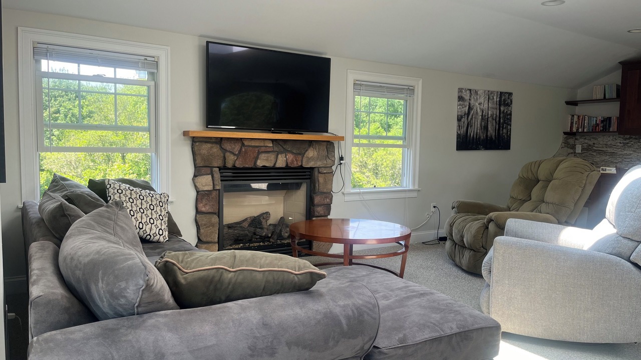 Photo of Livingroom in Little Compton