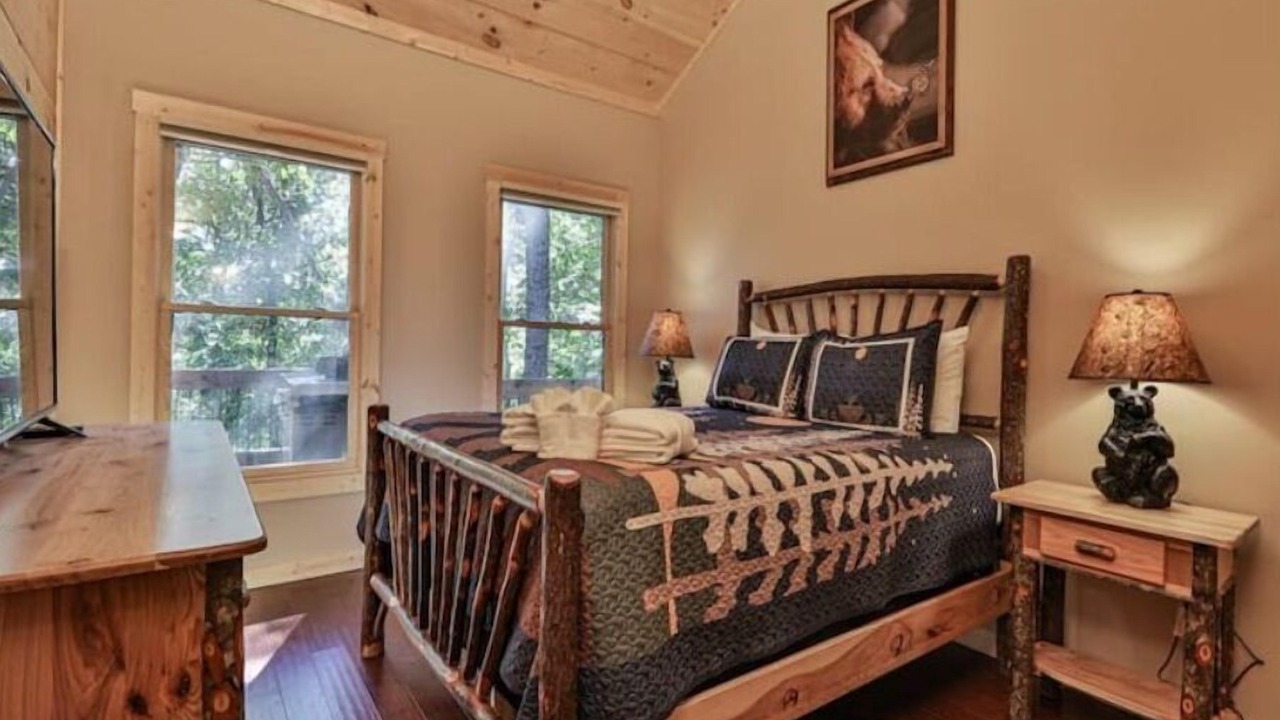 Photo of Bedroom in Eagle Mountain
