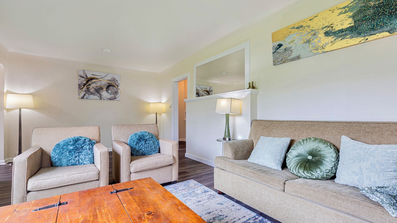 Photo of Livingroom in Bryn Mawr-Skyway