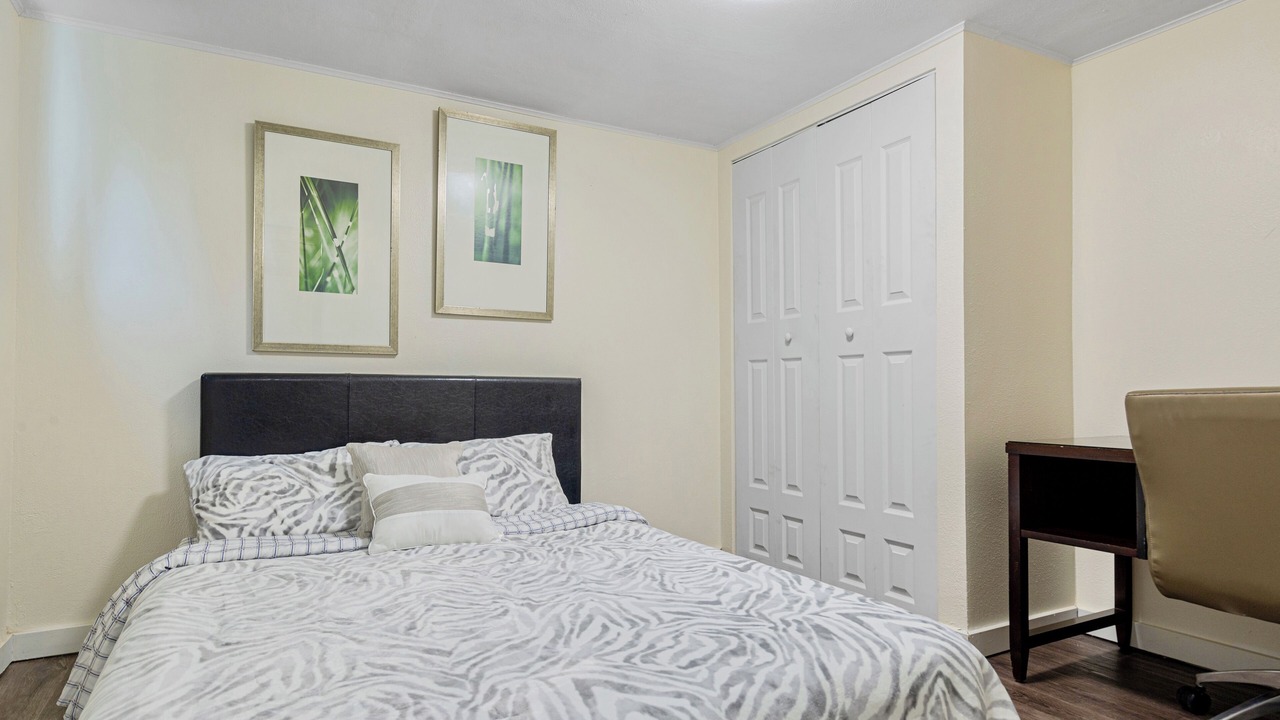 Photo of Bedroom in Bryn Mawr-Skyway