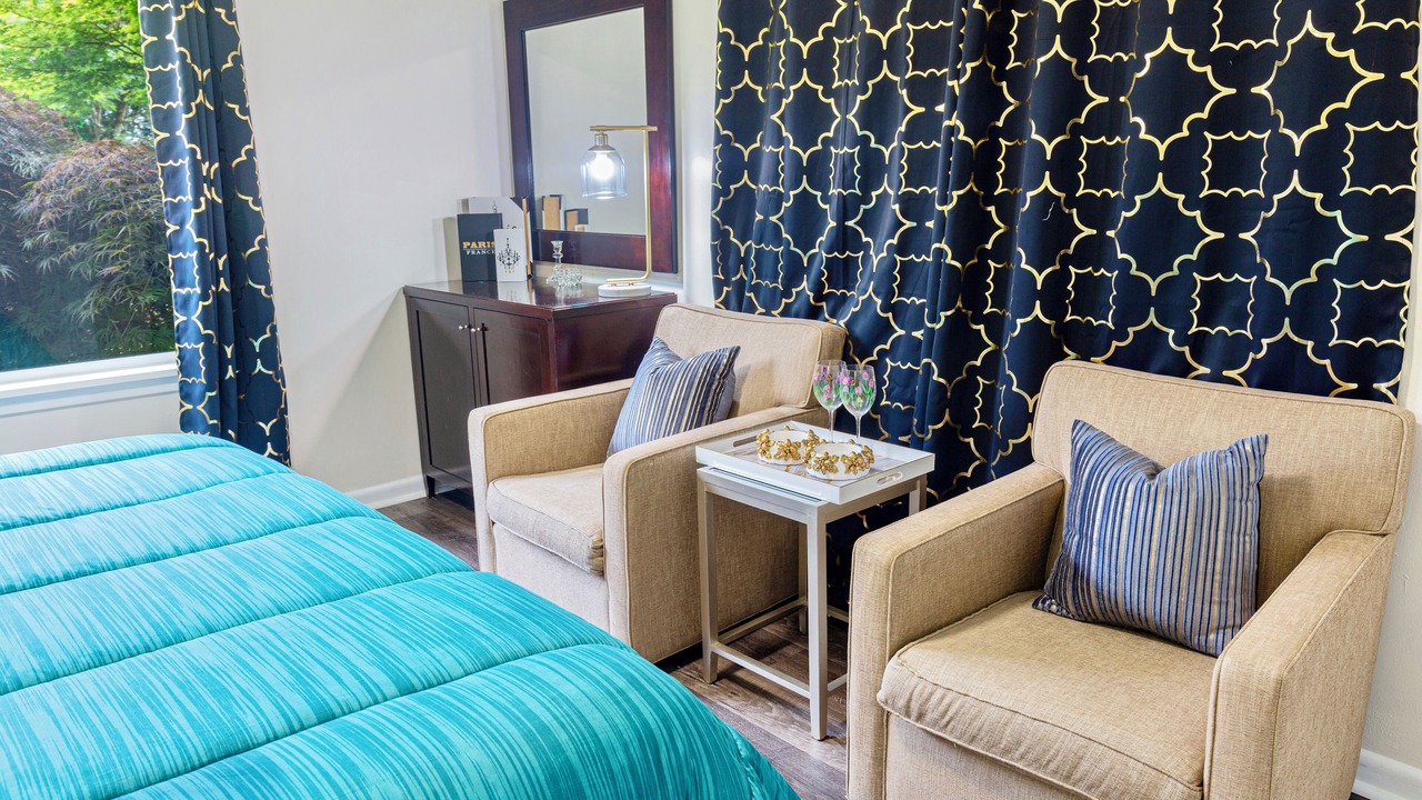 Photo of Bedroom in Bryn Mawr-Skyway