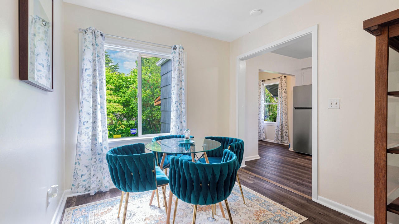 Photo of Others in Bryn Mawr-Skyway