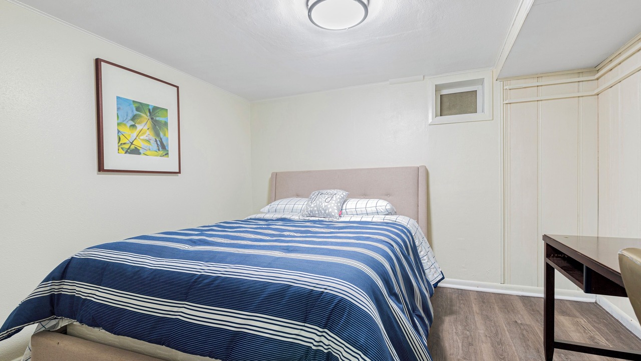 Photo of Bedroom in Bryn Mawr-Skyway