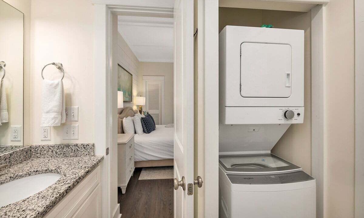 Photo of Bathroom in King City