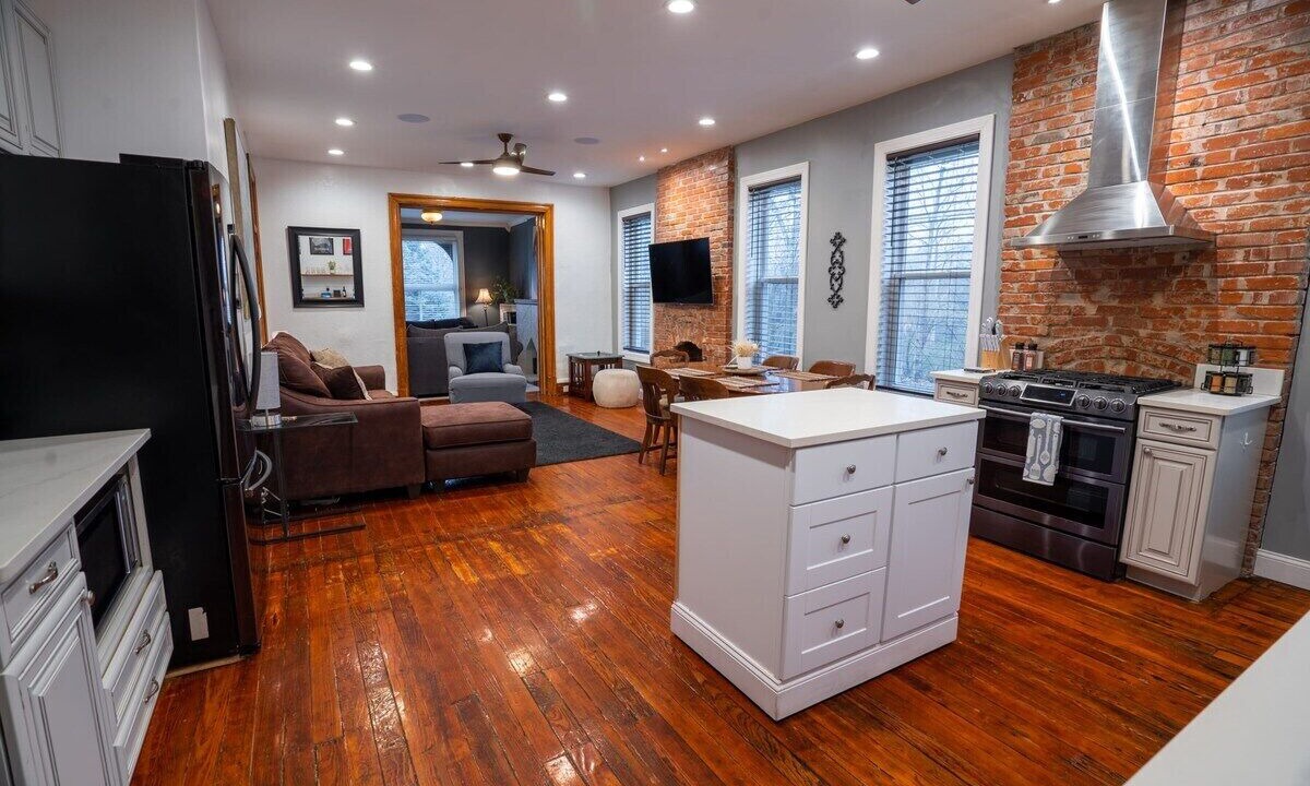 Photo of Livingroom in The Gate