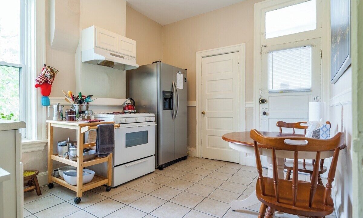 Photo of Others in The Gate