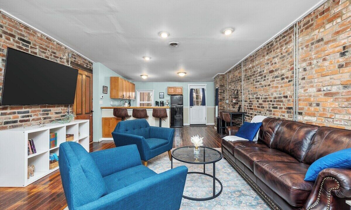 Photo of Livingroom in Soulard
