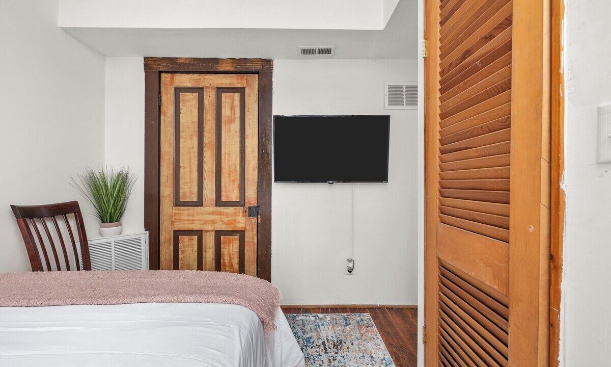 Photo of Bedroom in Soulard