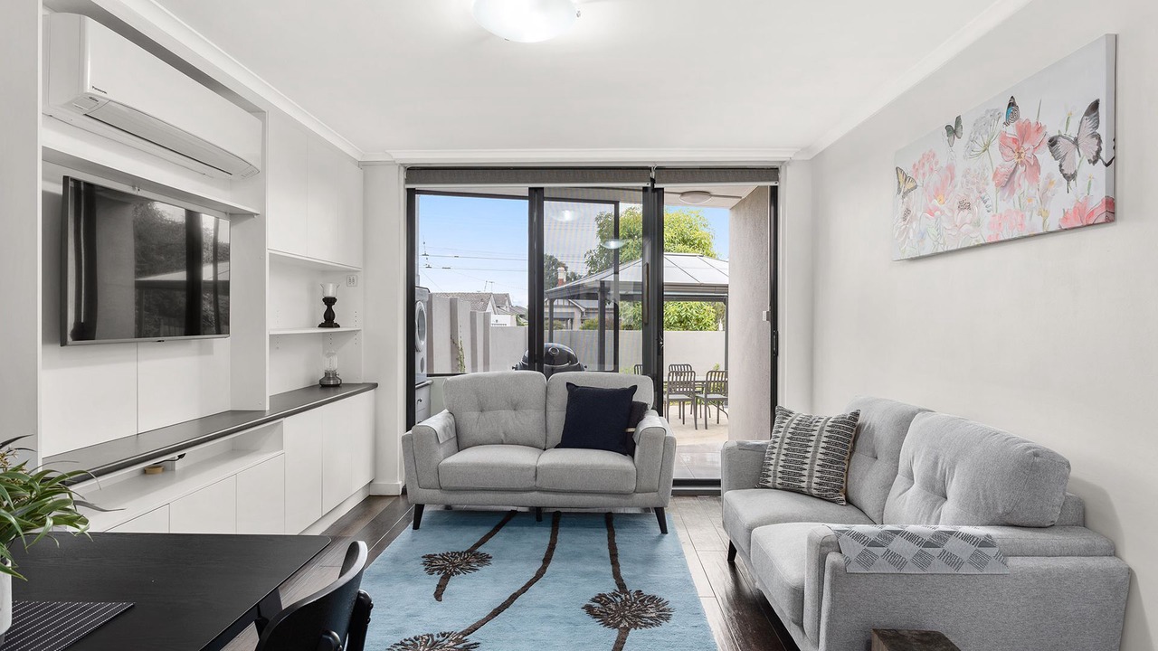 Photo of Livingroom in Essendon