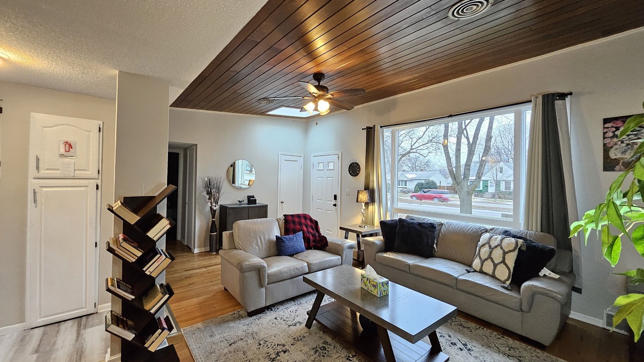 Photo of Livingroom in Highland