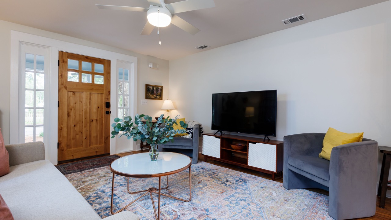 Photo of Livingroom in Biloxi