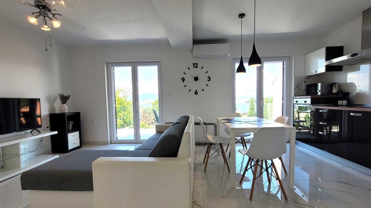 Photo of Livingroom in Omisalj