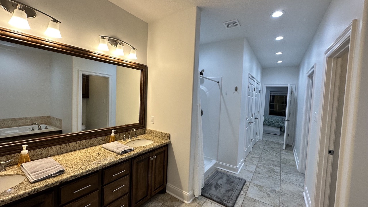 Photo of Bathroom in Sulphur
