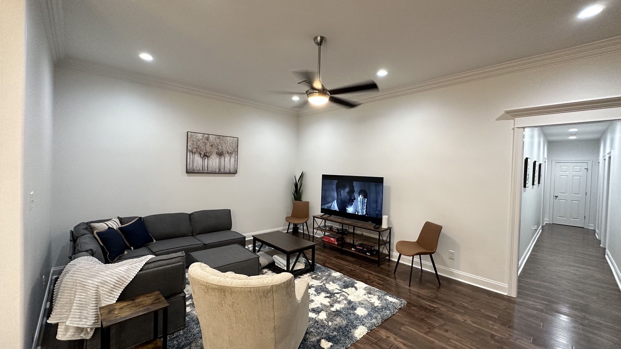 Photo of Livingroom in Sulphur