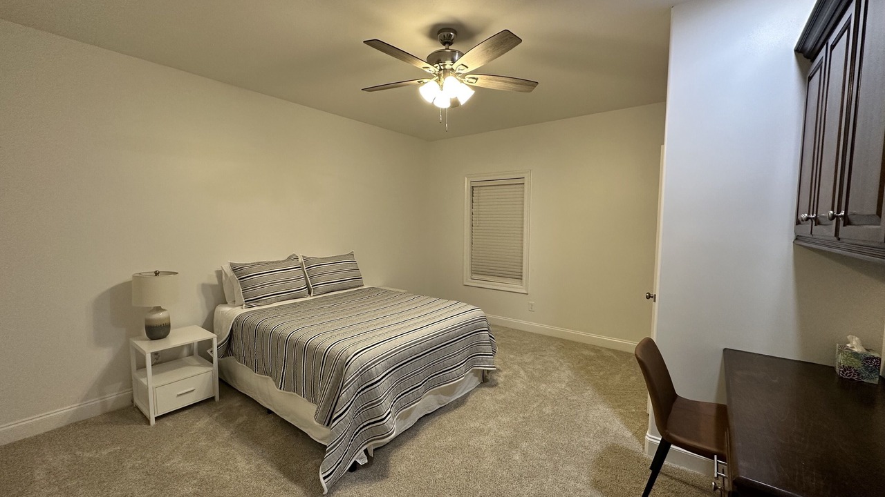 Photo of Bedroom in Sulphur