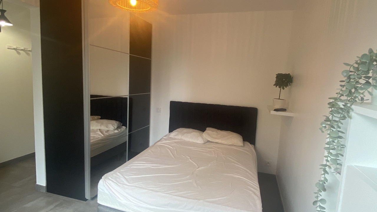 Photo of Bedroom in Villejean