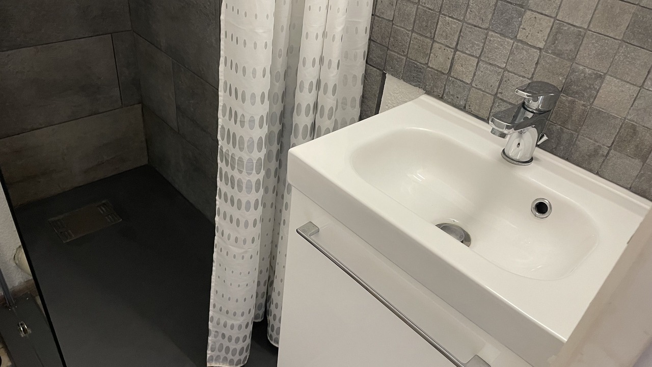 Photo of Bathroom in Courseulles-sur-Mer