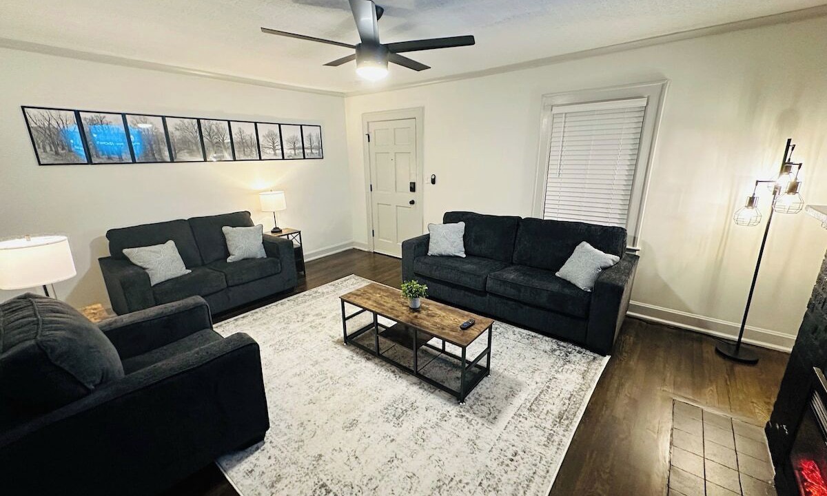 Photo of Livingroom in Independence