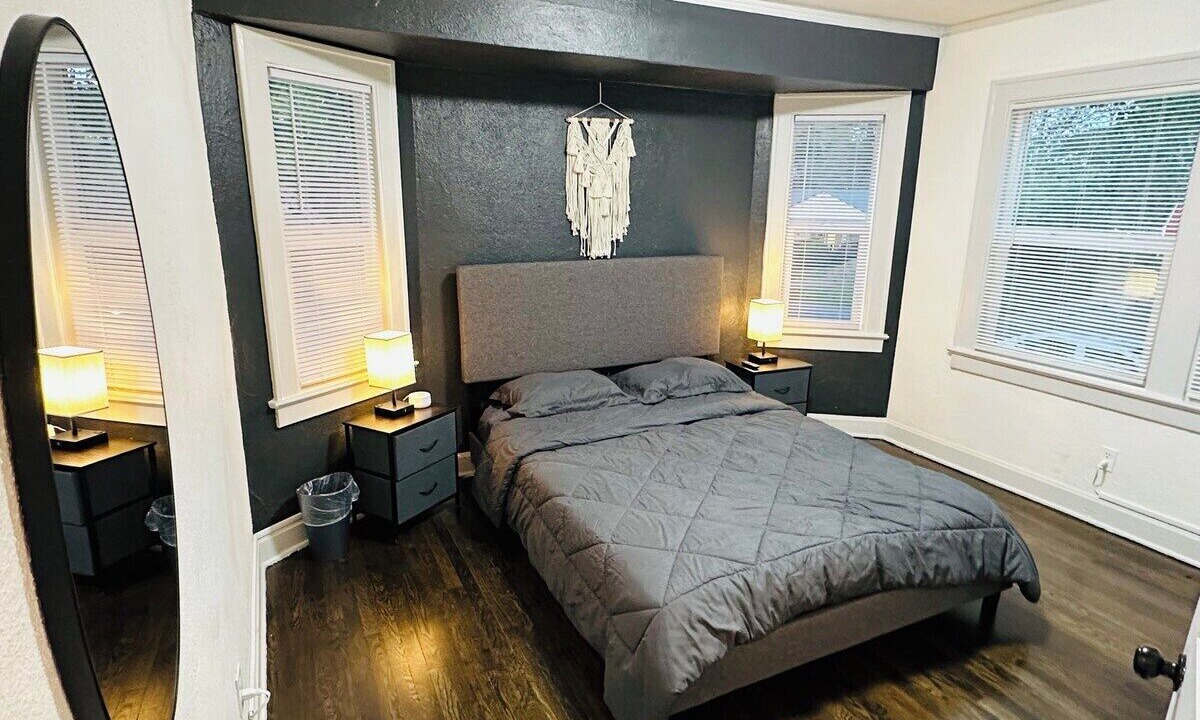 Photo of Bedroom in Independence