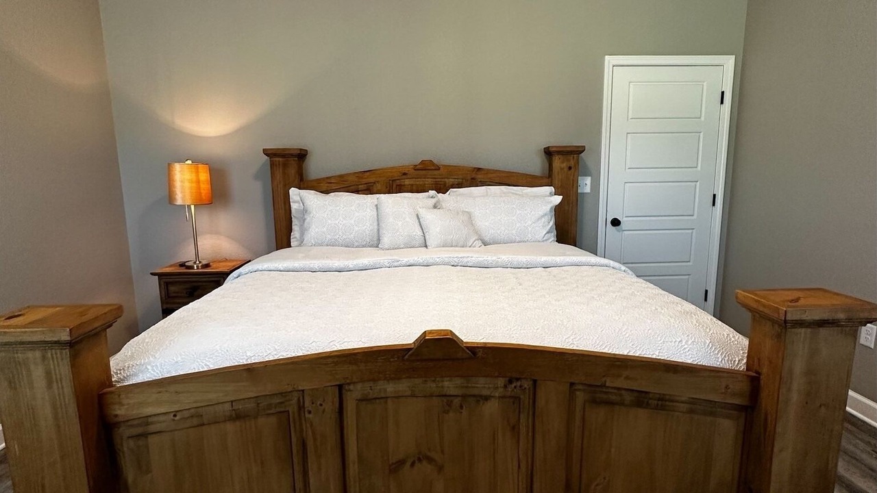 Photo of Bedroom in Conway