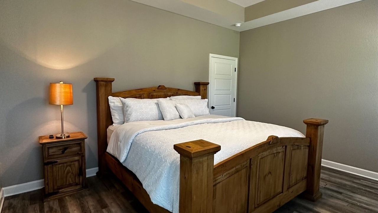 Photo of Bedroom in Conway