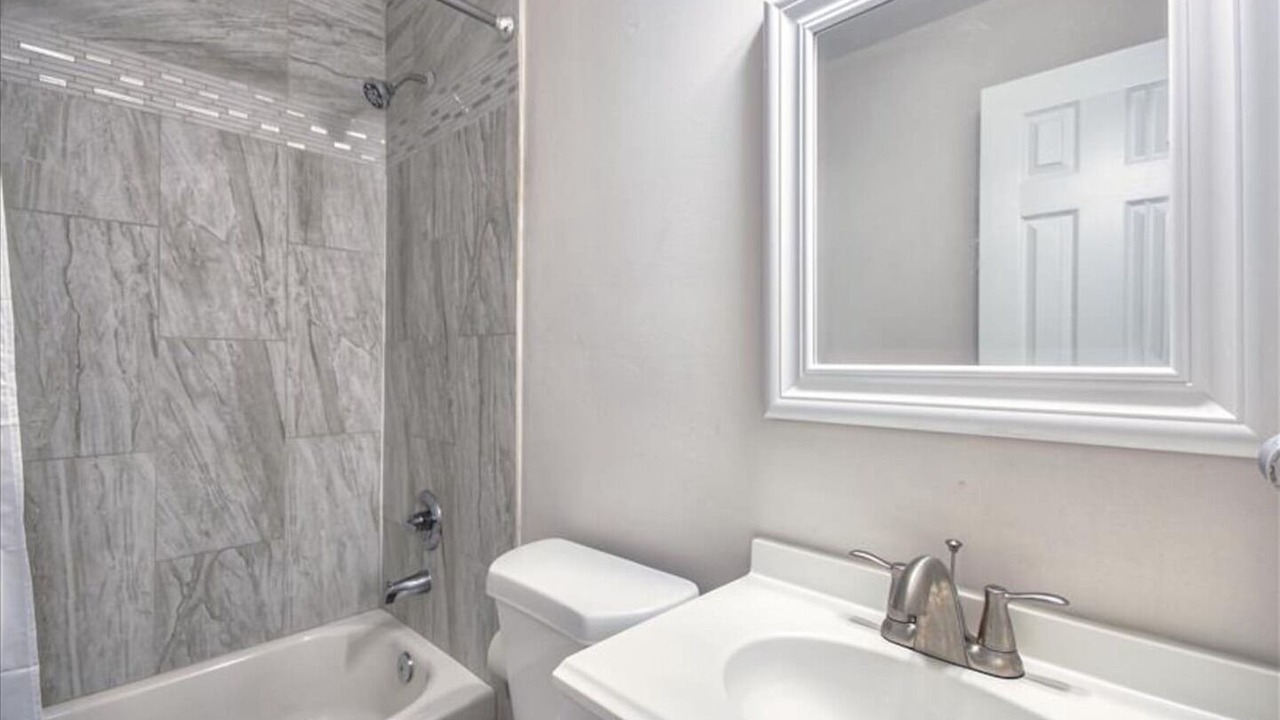 Photo of Bathroom in OST - South Union