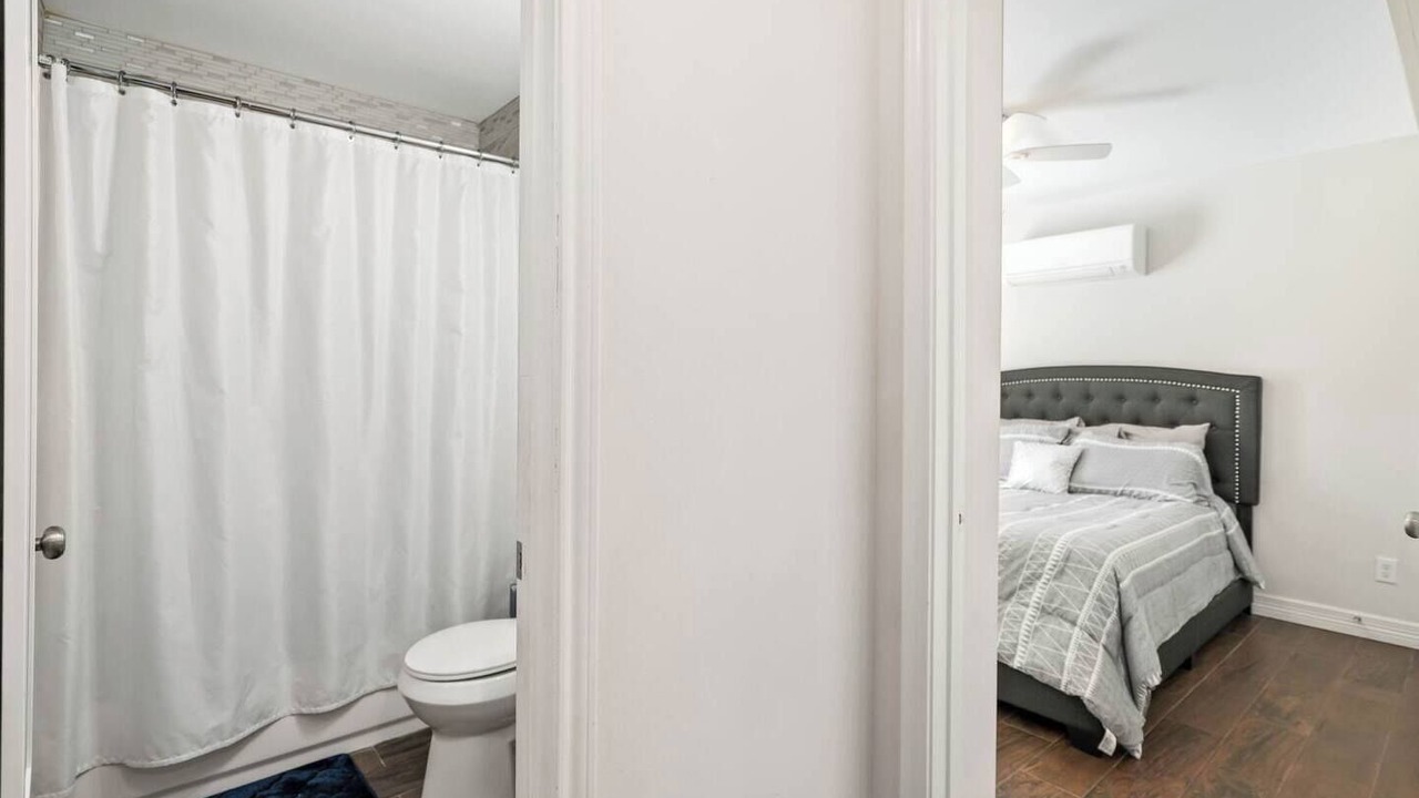 Photo of Bathroom in OST - South Union