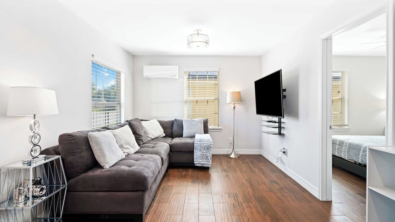 Photo of Livingroom in OST - South Union