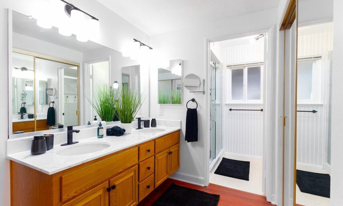 Photo of Bathroom in Solana Beach