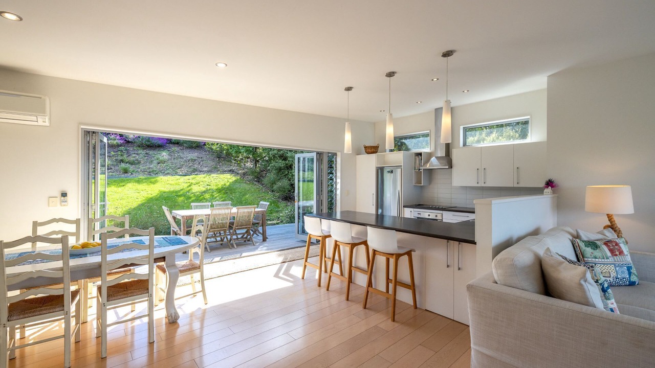 Photo of Others in Oneroa