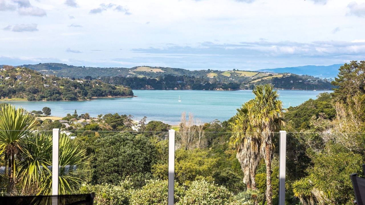 Photo of Others in Oneroa