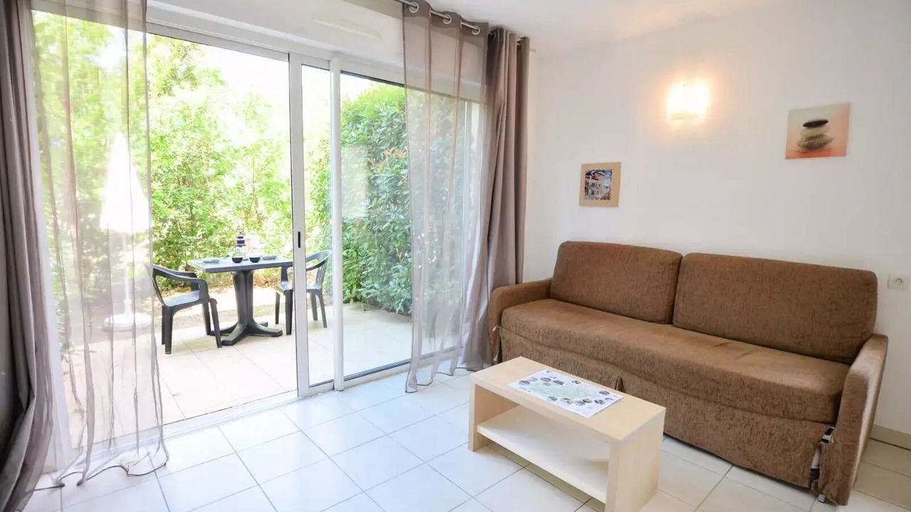 Photo of Livingroom in Azille