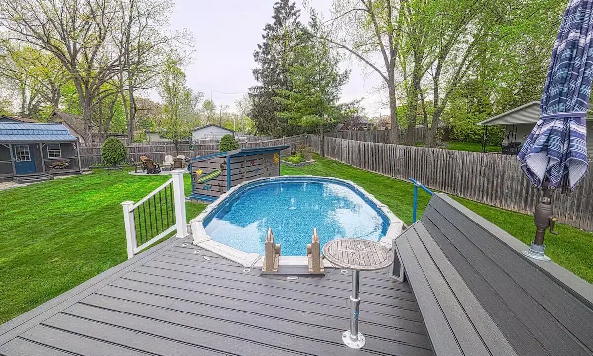 Photo of Outdoor in Cedar Lake
