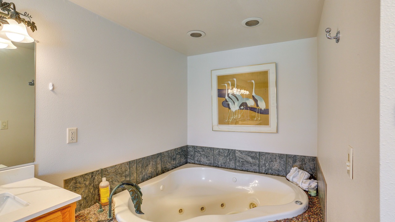 Photo of Bathroom in Junction City