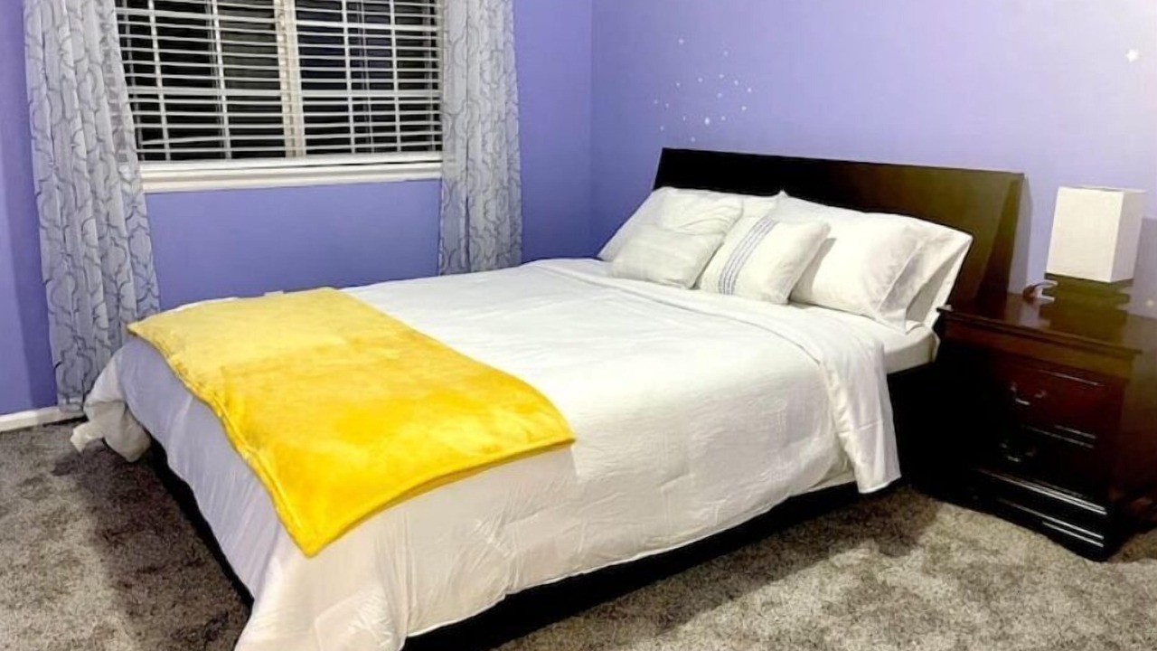 Photo of Bedroom in Aurora