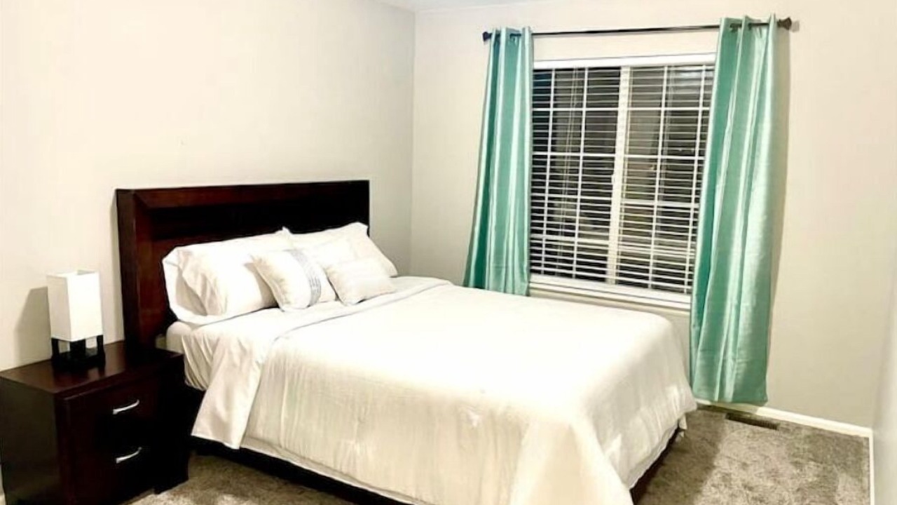 Photo of Bedroom in Aurora