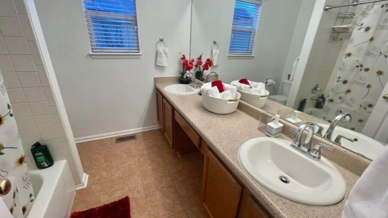 Photo of Bathroom in Aurora