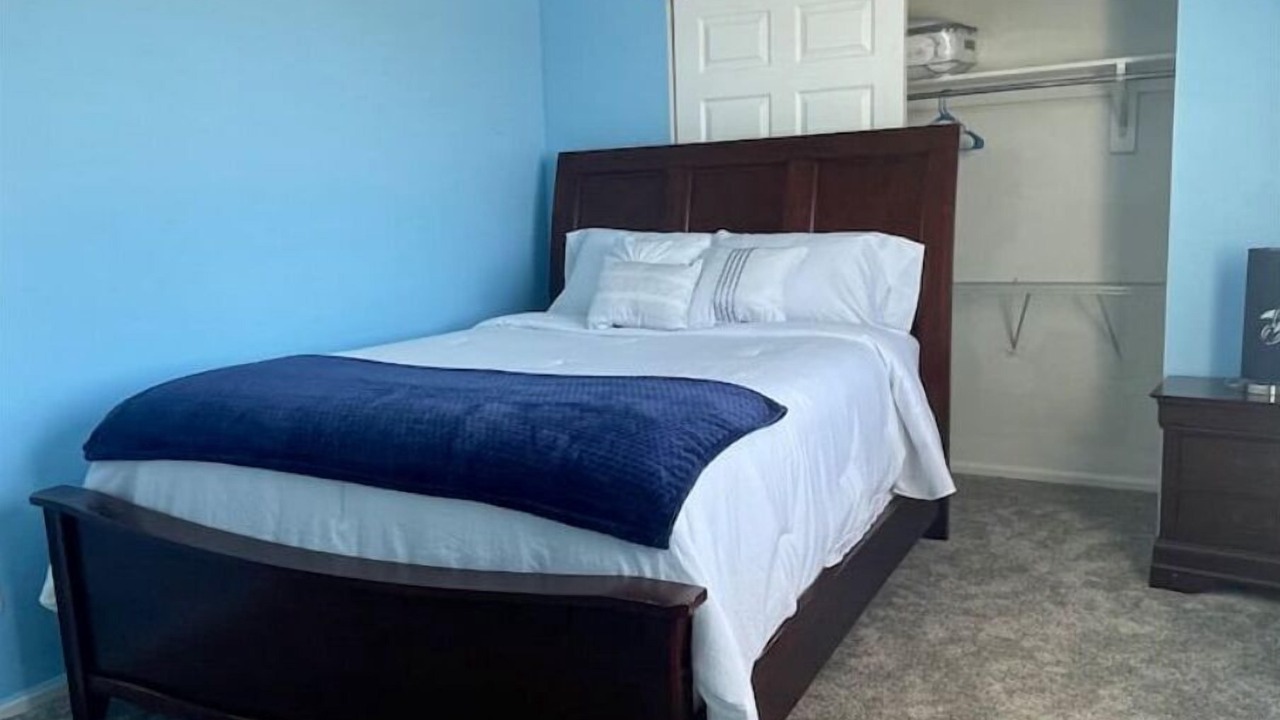 Photo of Bedroom in Aurora