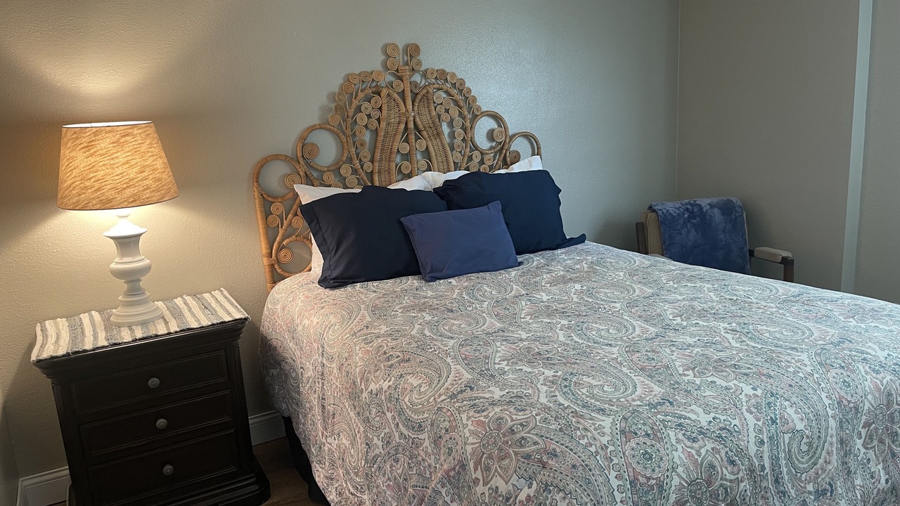 Photo of Bedroom in Sunrise Beach