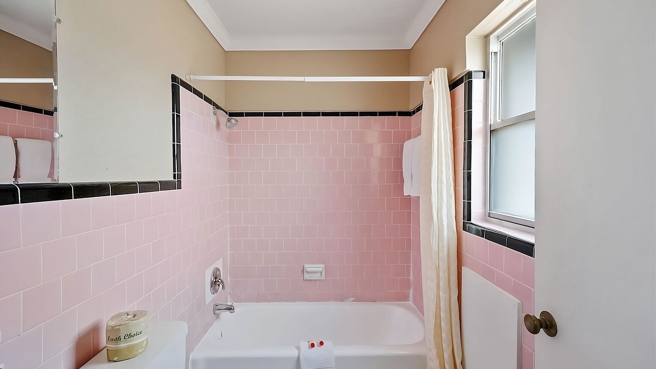 Photo of Bathroom in Beeville
