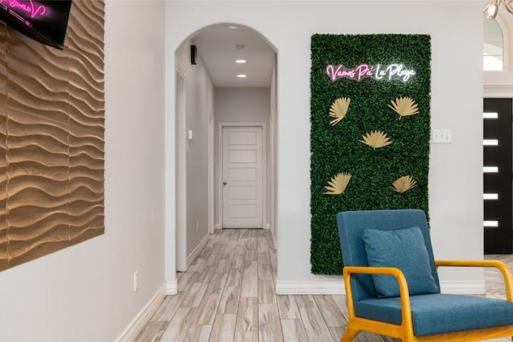 Photo of Others in South Side