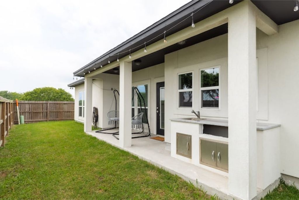 Photo of Patio Balcony in South Side