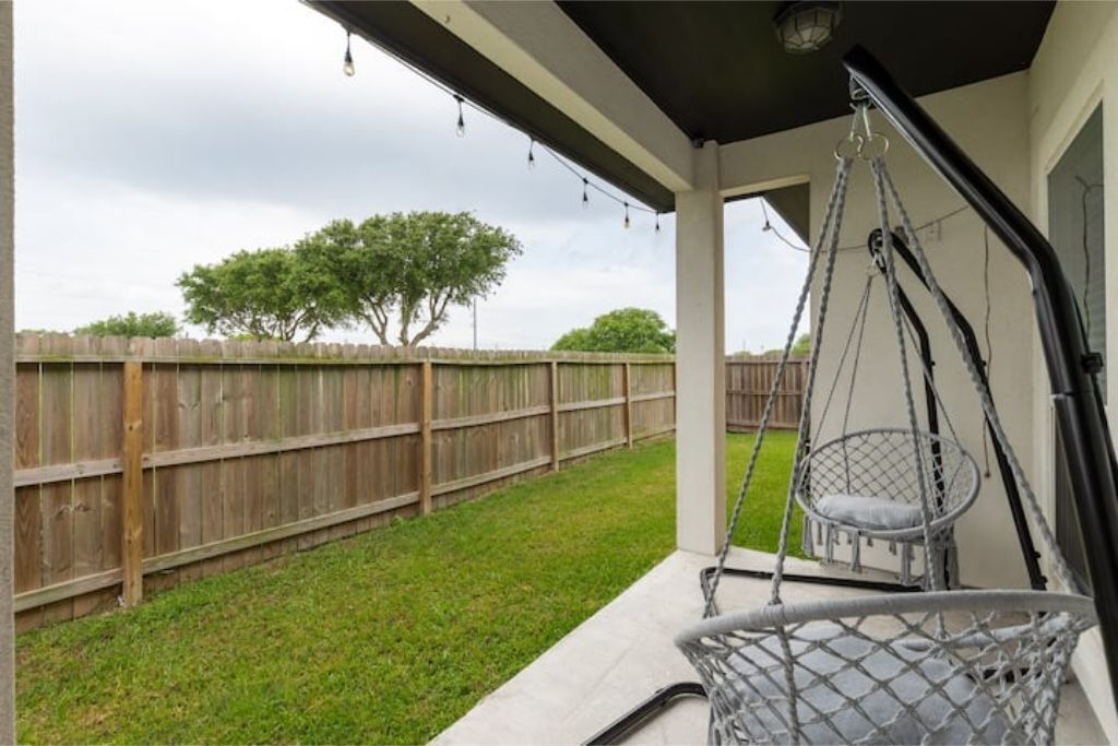Photo of Patio Balcony in South Side