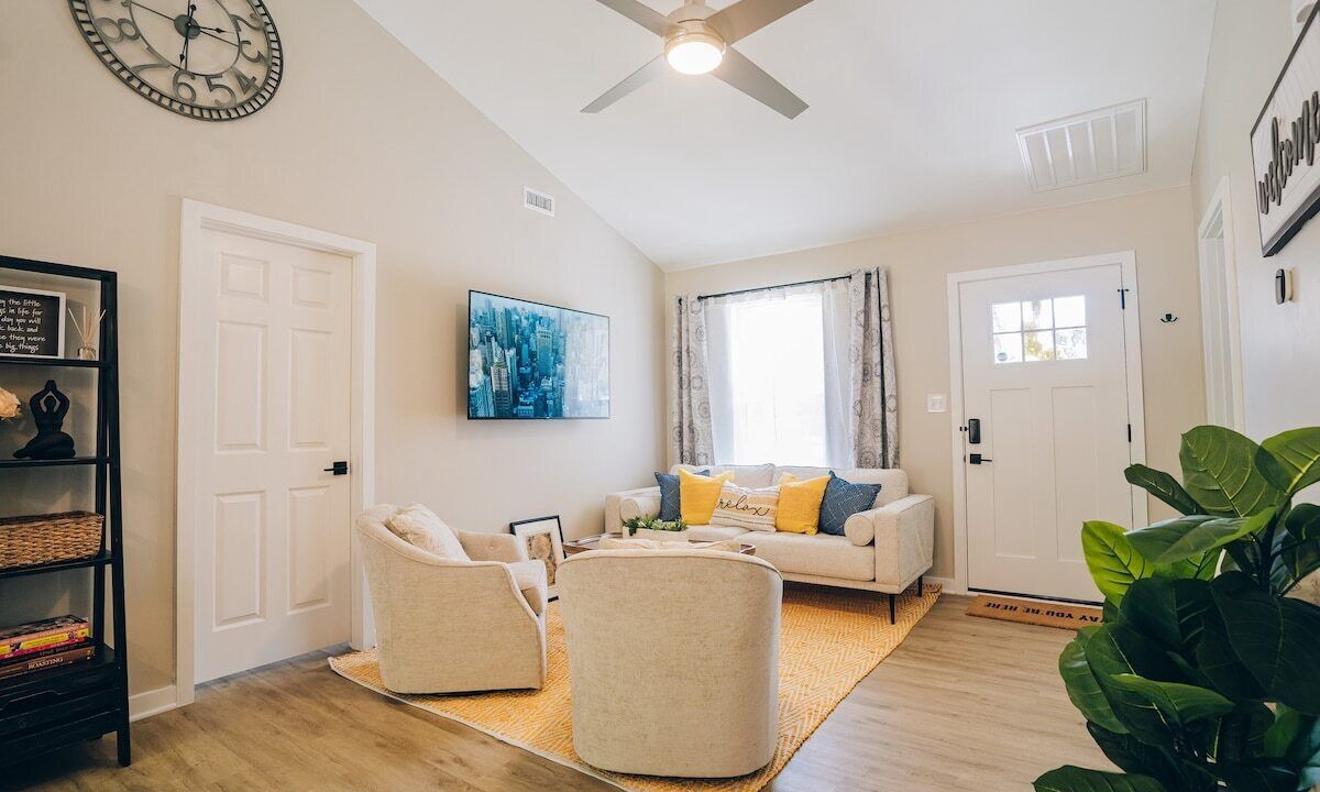 Photo of Livingroom in Paw Creek