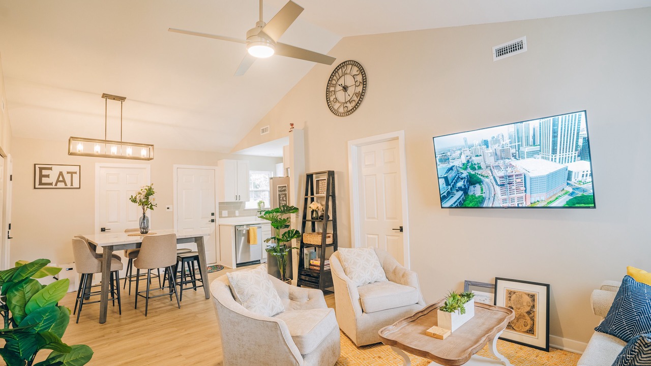 Photo of Livingroom in Paw Creek