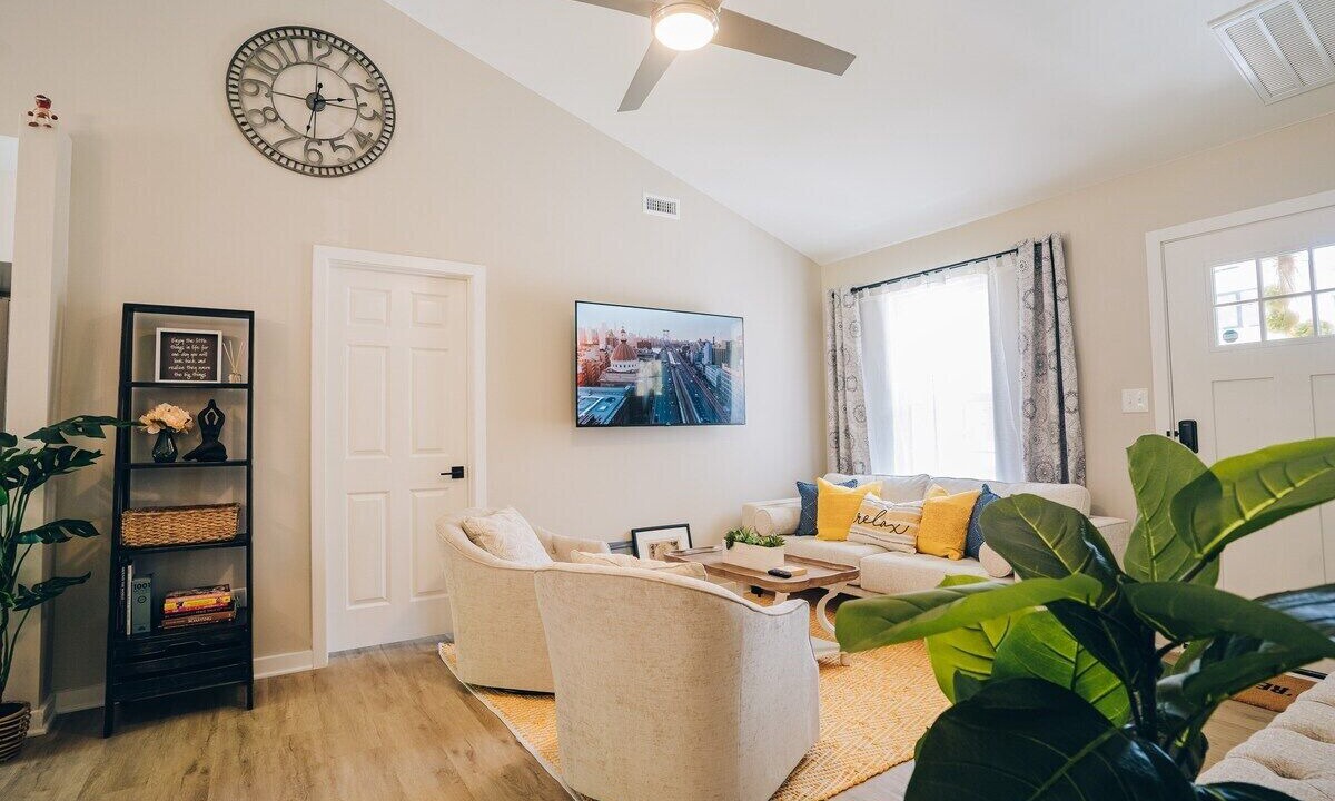 Photo of Livingroom in Paw Creek