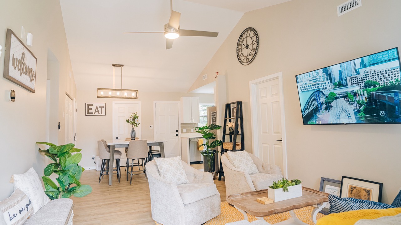 Photo of Livingroom in Paw Creek