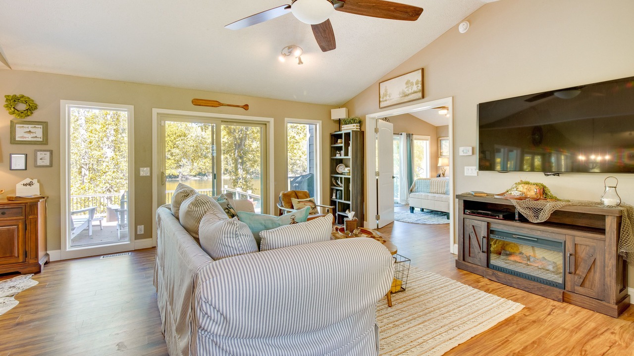 Photo of Bedroom in Mountain Home