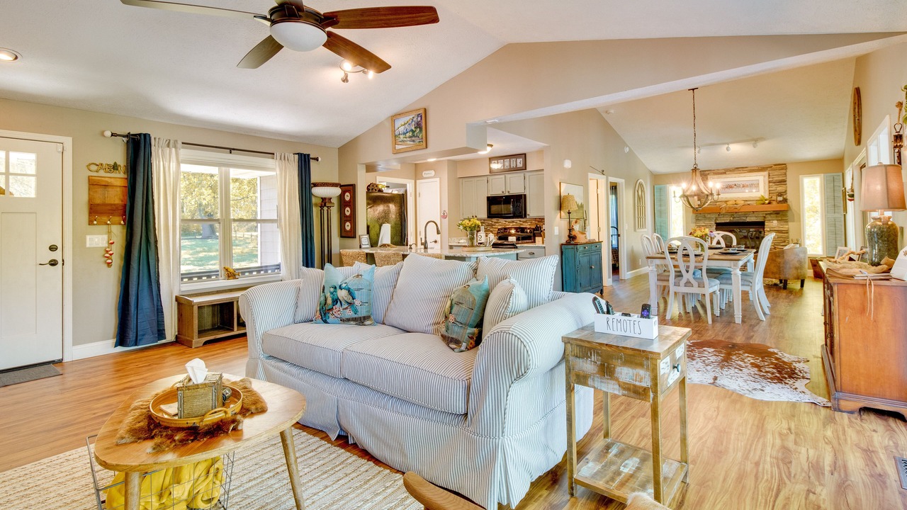 Photo of Bedroom in Mountain Home