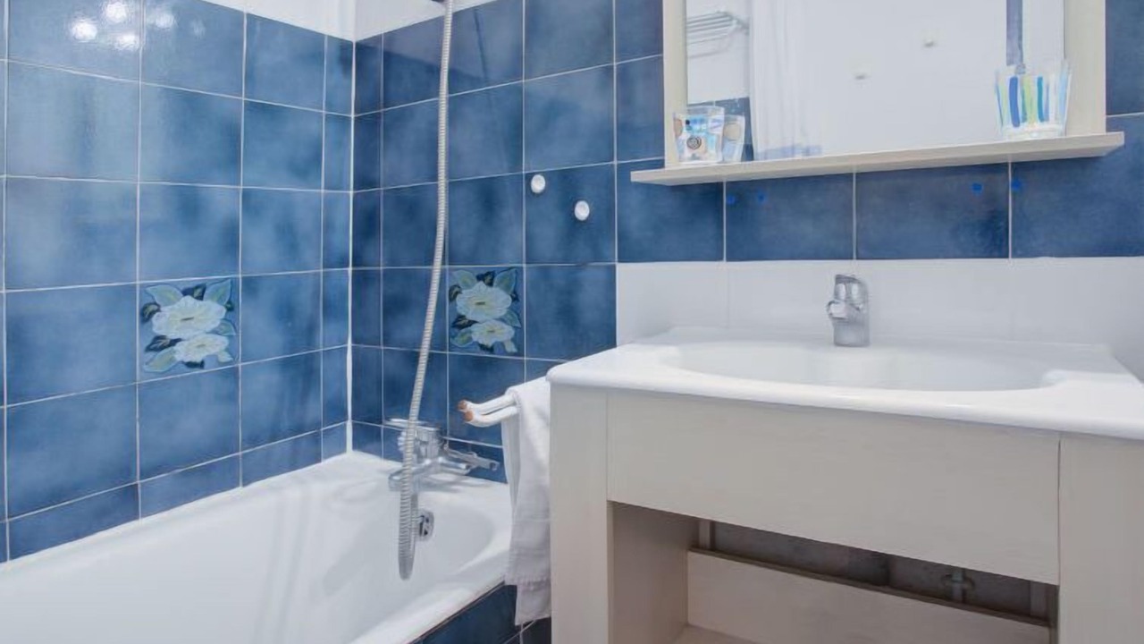 Photo of Bathroom in Port Leucate